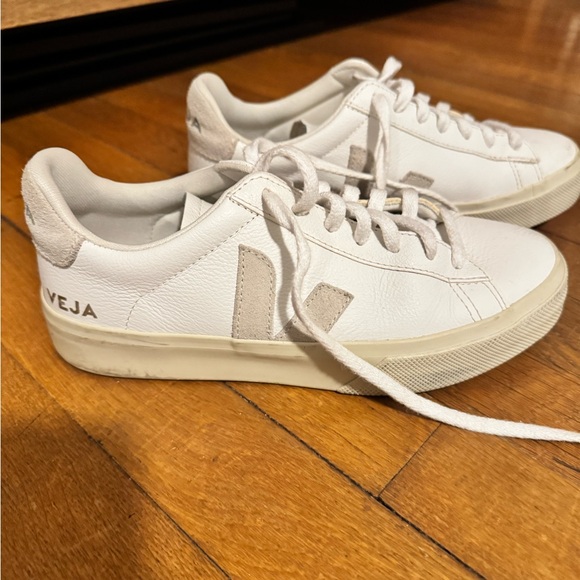 Veja White Leather Sneakers - Picture 2 of 2